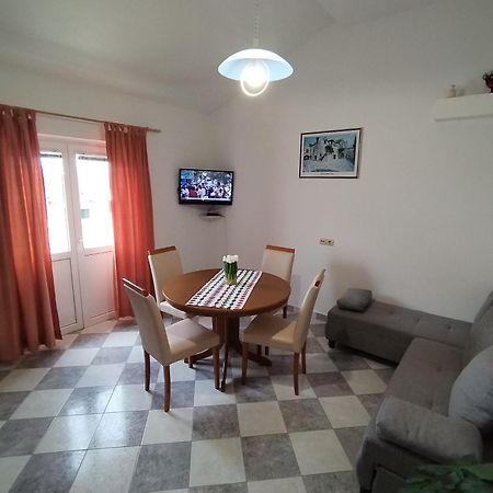 בול Apartments Katarina מראה חיצוני תמונה