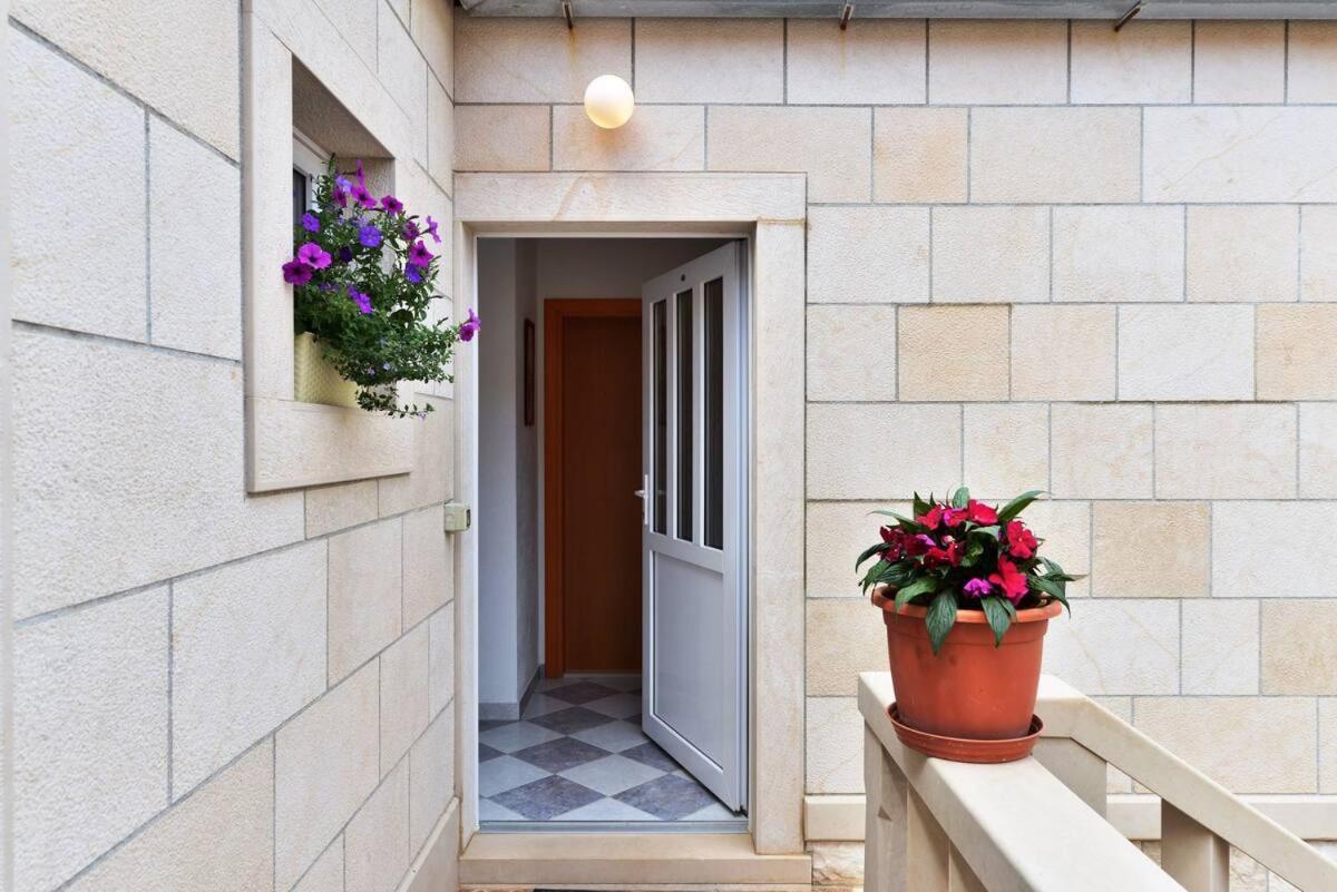 בול Apartments Katarina מראה חיצוני תמונה